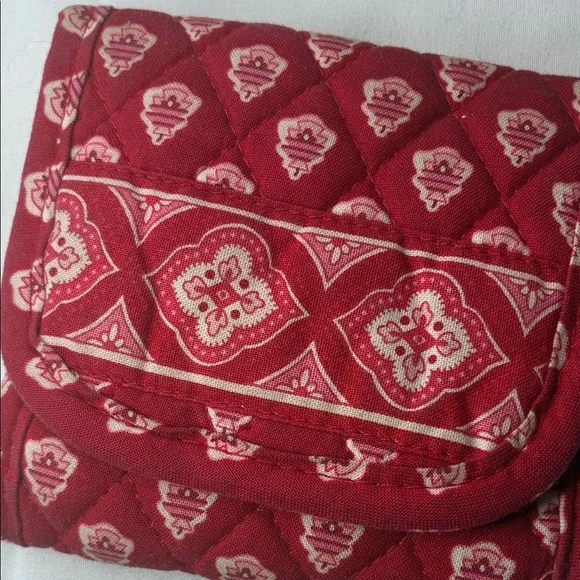 Vera Bradley Red Bandana Quilted Wallet - Picture 3 of 9